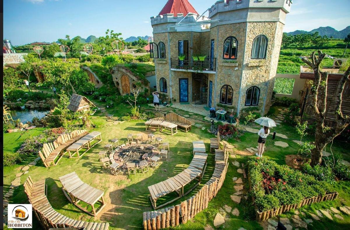 Moc Chau Hobbiton Acomodação com café da manhã Exterior foto