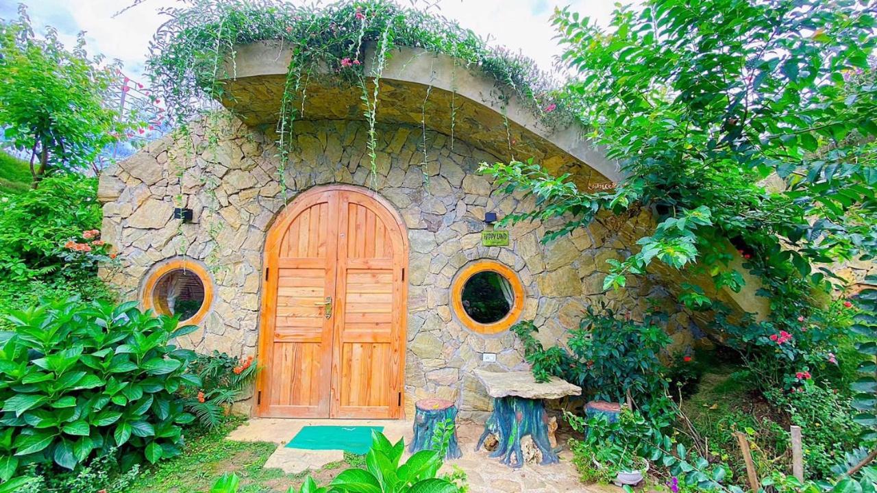 Moc Chau Hobbiton Acomodação com café da manhã Exterior foto