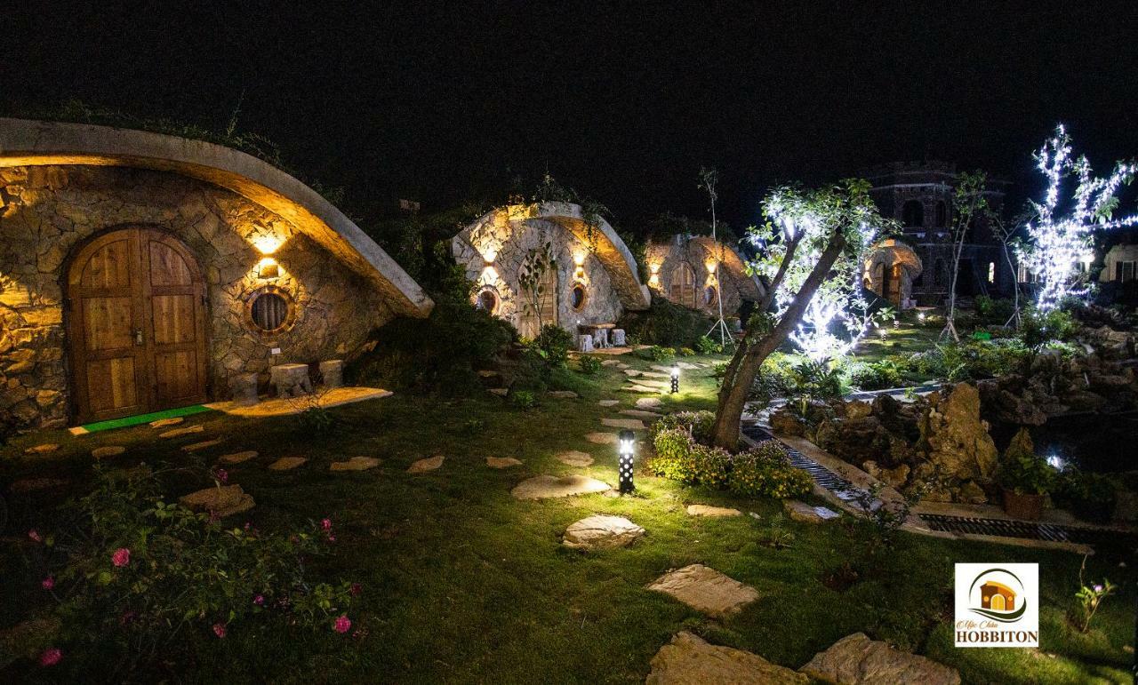 Moc Chau Hobbiton Acomodação com café da manhã Exterior foto