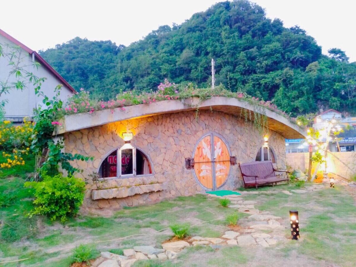 Moc Chau Hobbiton Acomodação com café da manhã Exterior foto